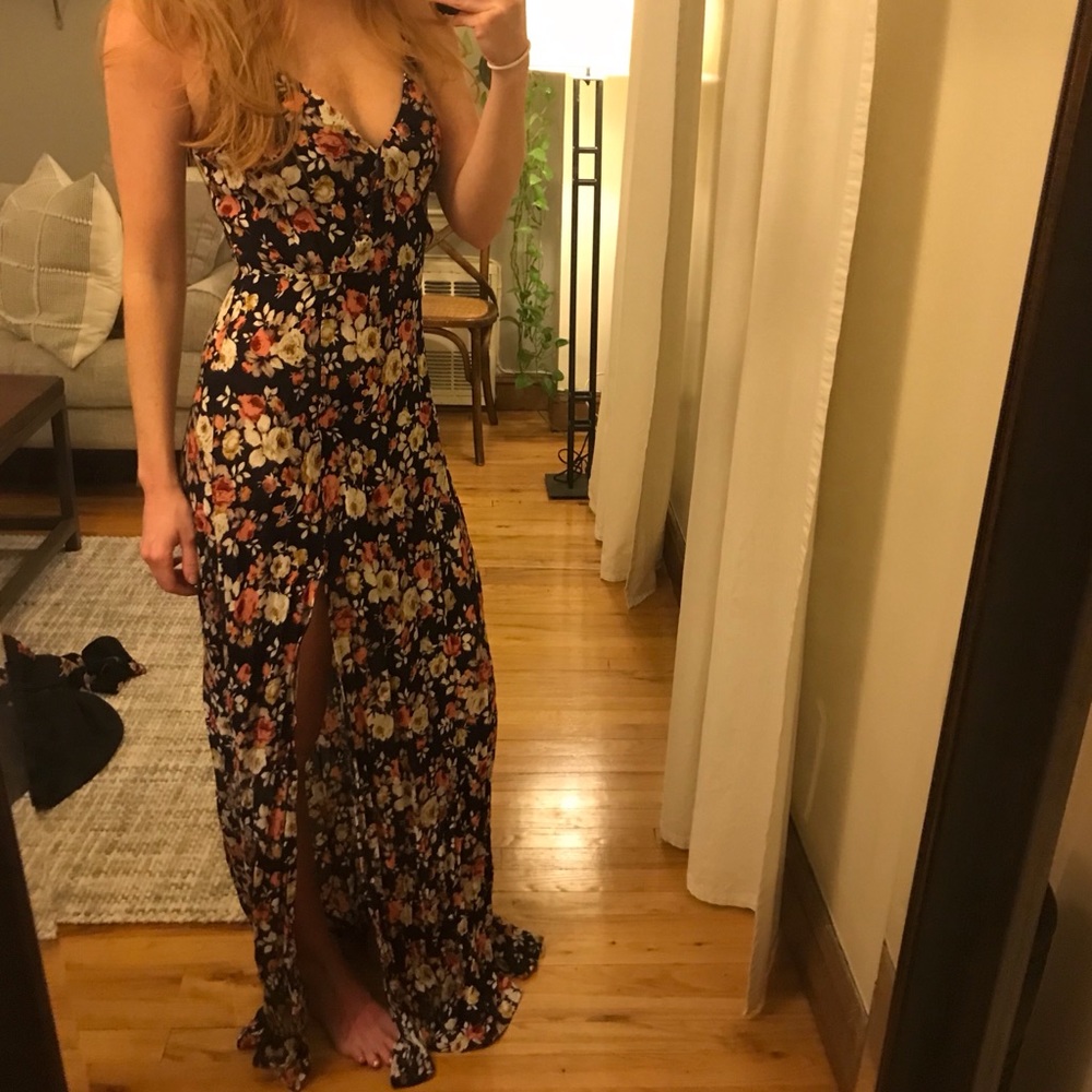 Lulus Floral maxi dress